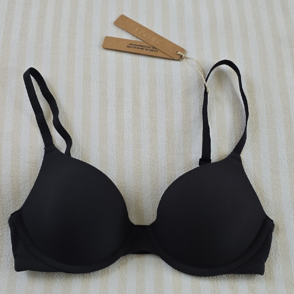 SKIMS Fits Everybody T-shirt Bra Size:30B Onyx